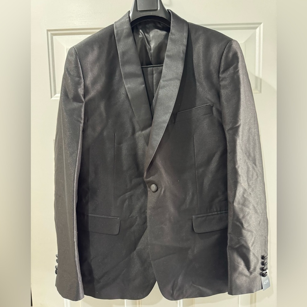 Men’s 3 piece Black Tux Retro Shawl Tuxedo Size 42R 1 button coat Size 36 pants